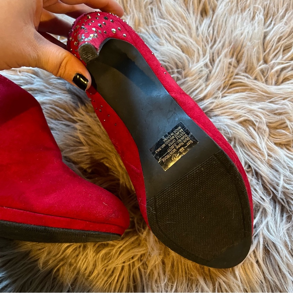 π5 for $10π Jones New York Red Suede Studded Ankle Booties - Picture 11 of 12